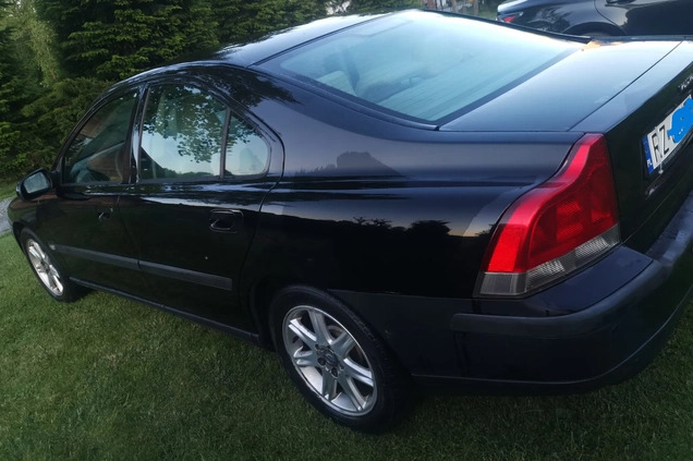 Volvo S60 cena 8500 przebieg: 435000, rok produkcji 2002 z Mrocza małe 211